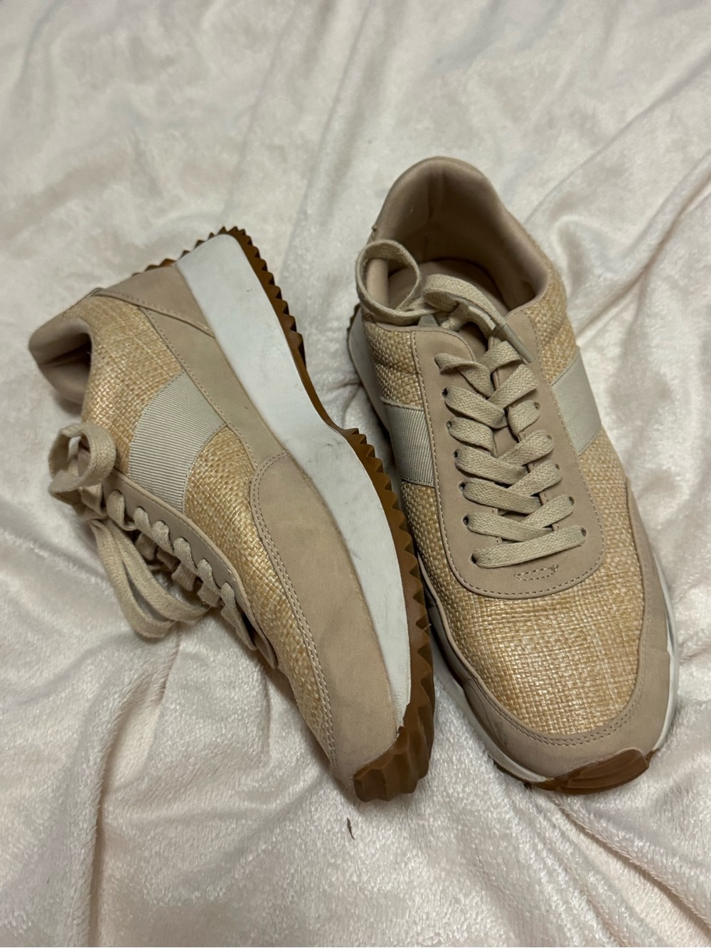 DV by Dolce Vita Breela Raffia Sneakers Tan Natural Women’s Size 9